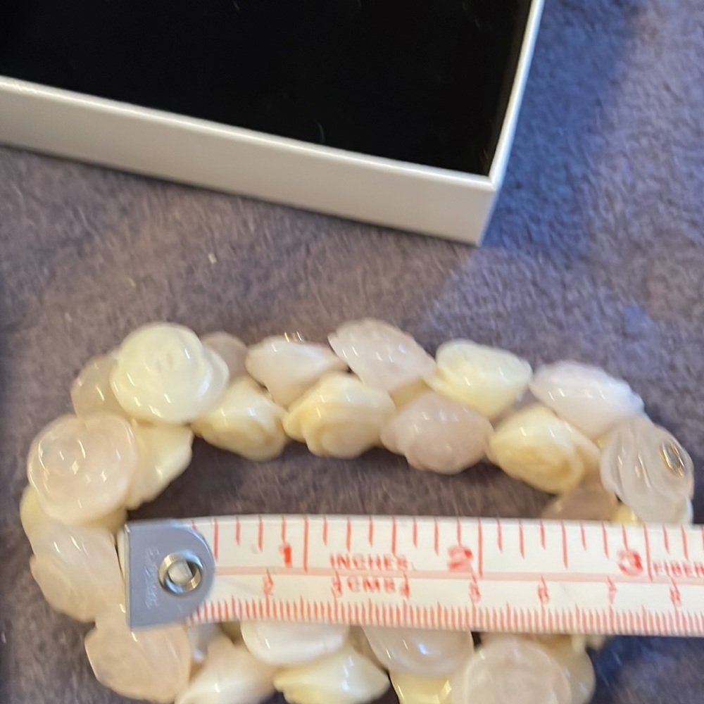 Chanel Stretch Bracelet Pink and White - Picture 12 of 13